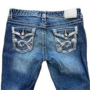 Maurice’s Cropped Ankle Low Rise Jeans with Sequin Pockets Size 7 / 8 R